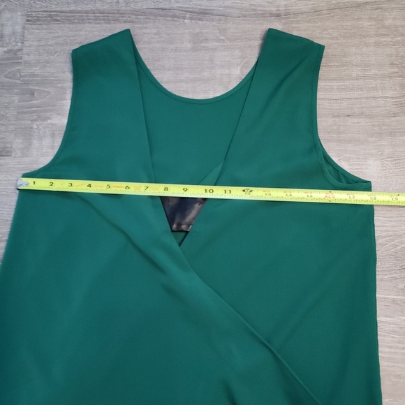 1. State Green Cross Back Tank Top Blouse - Picture 7 of 9